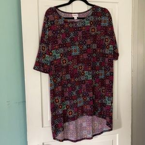 Medium LuLaRoe Irma Tunic